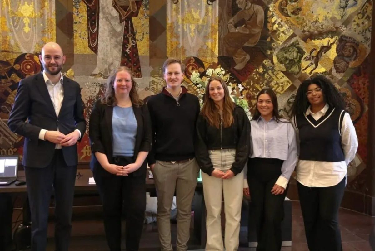 Jongeren als bemiddelaars: De stem van de toekomst in buurtbemiddeling